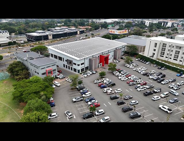 5,186M² RETAIL FOR SALE IN BRYANSTON